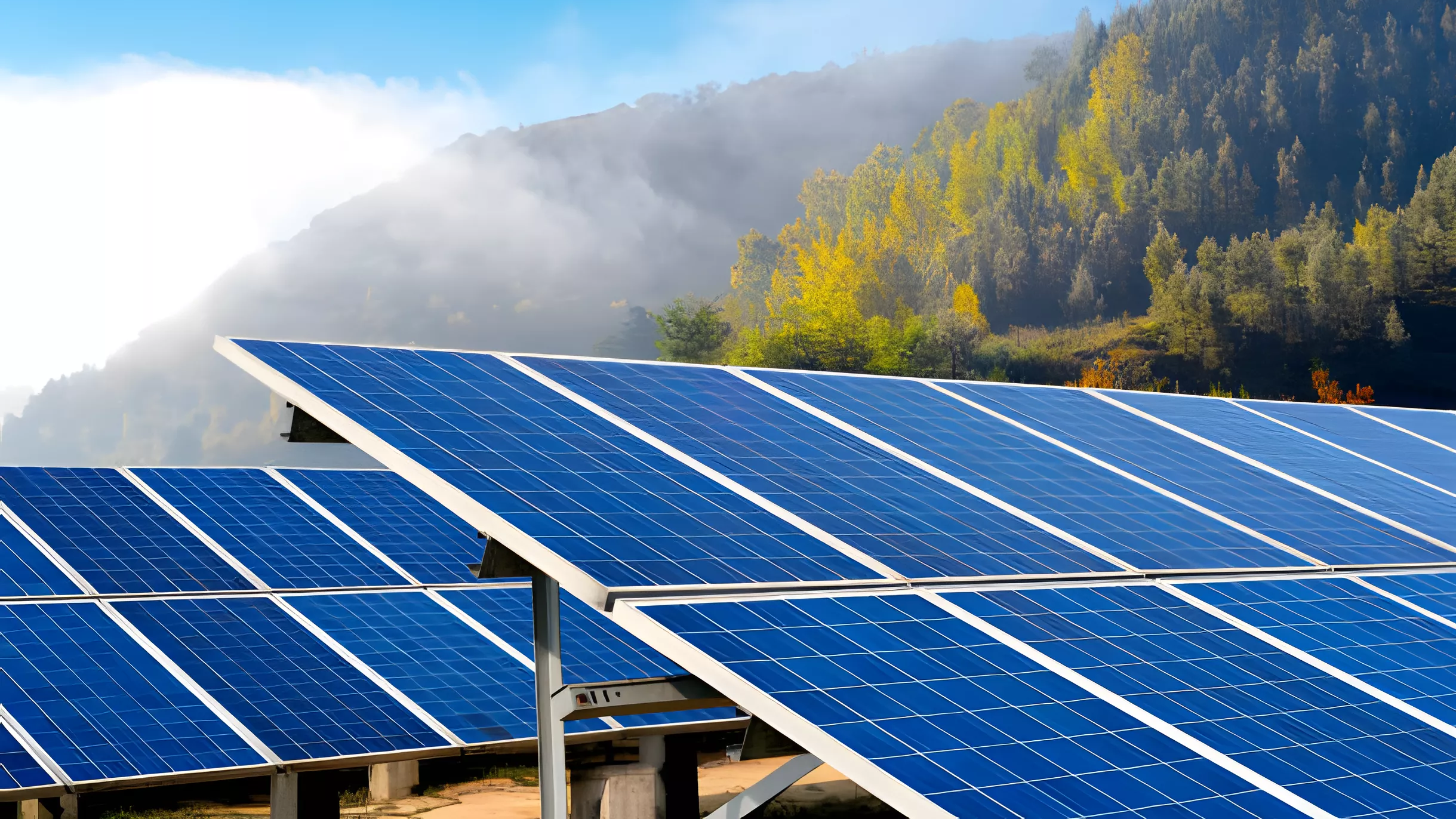 Why Ground-Mounted Solar Farms Are The Future of Sustainable Energy