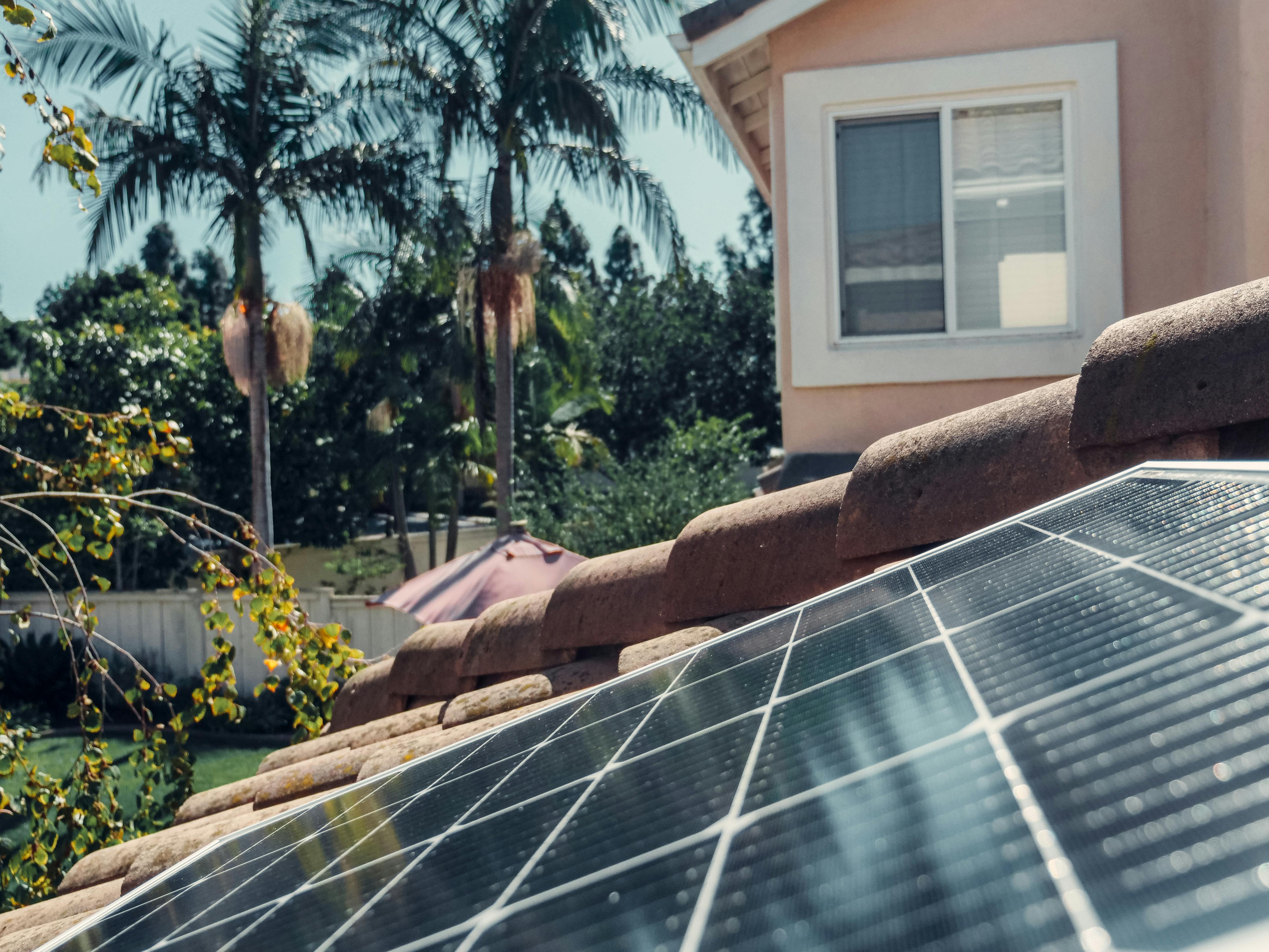 Key Components of an Off-Grid Solar System